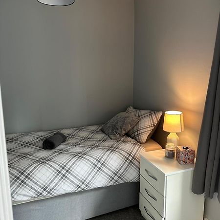 Cosy 2 Bedrooms Apartment London Eksteriør billede