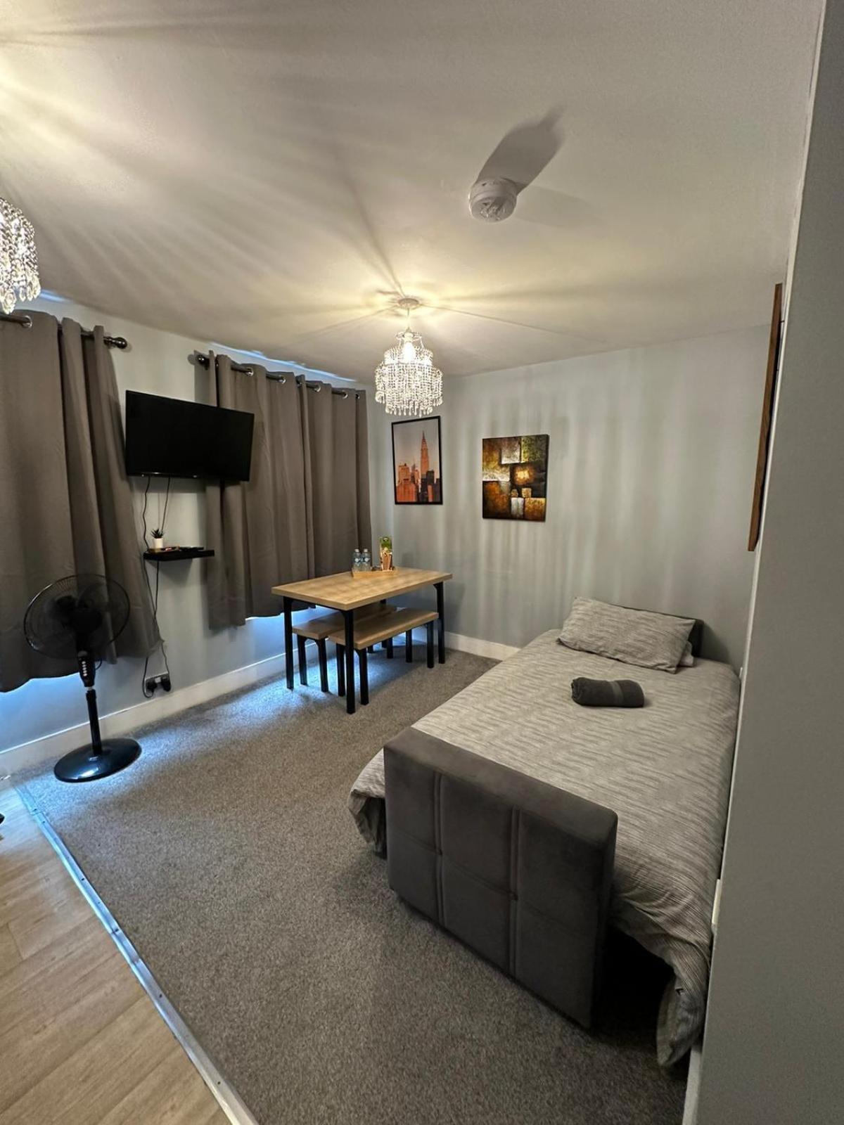 Cosy 2 Bedrooms Apartment London Eksteriør billede