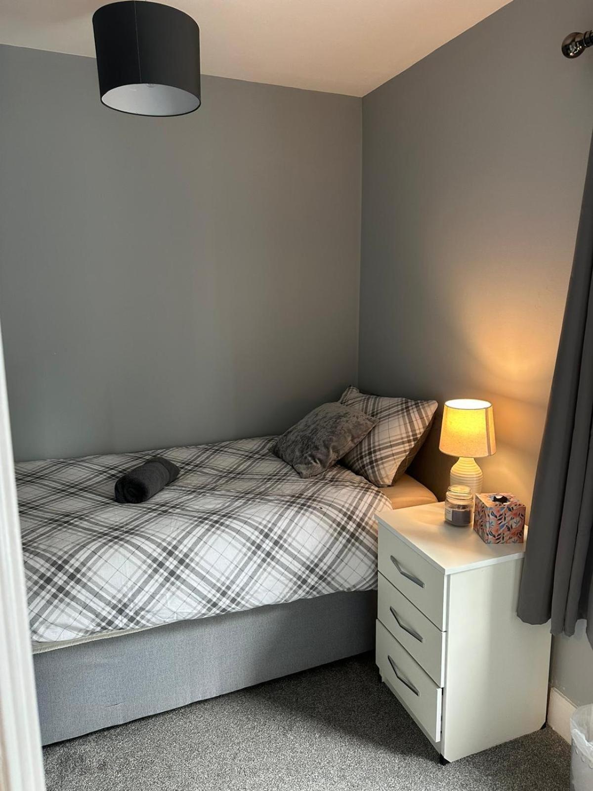 Cosy 2 Bedrooms Apartment London Eksteriør billede