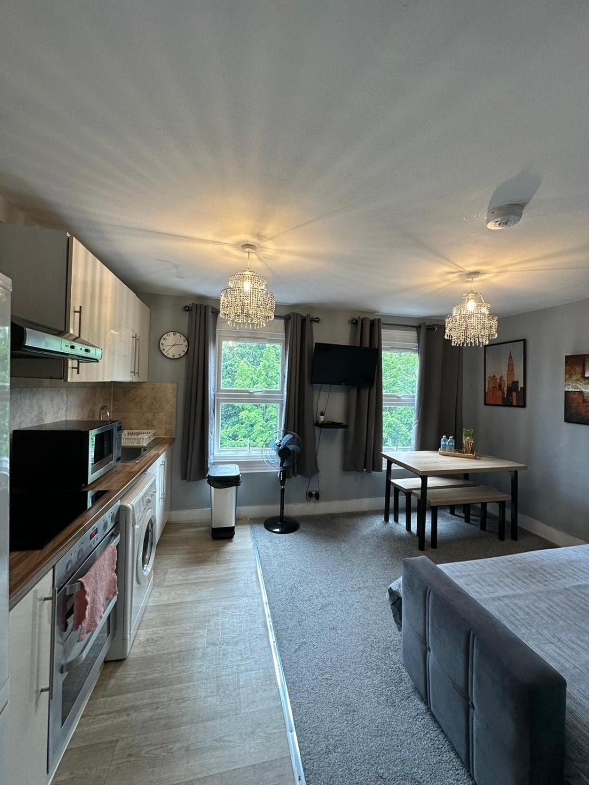 Cosy 2 Bedrooms Apartment London Eksteriør billede